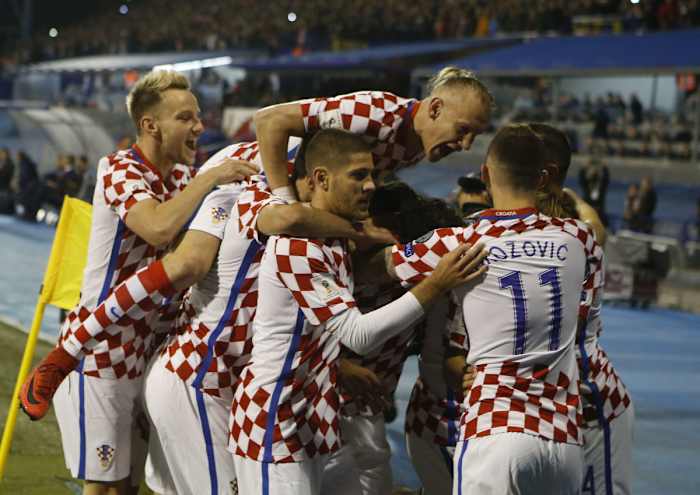 croatia-v-greece-fifa-2018-world-cup-qualifier-play-off-first-leg-5b11404e3467ac3701000001.jpg