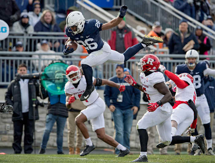 saquon-barkley-action-penn-state-rutgers-gi.jpg