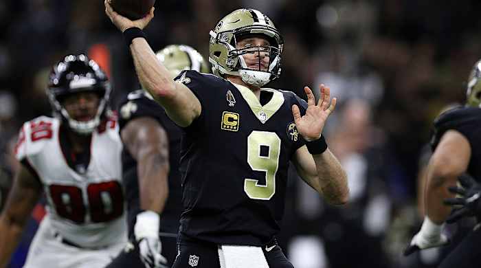 drew-brees-saints-falcons-thanksgiving.jpg