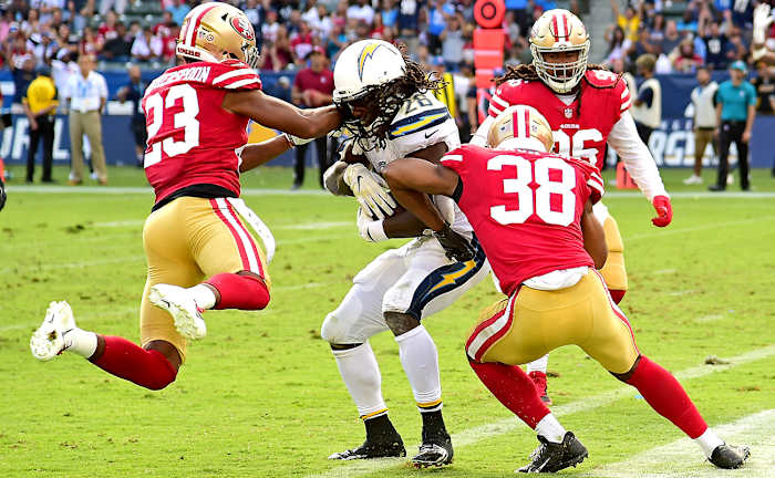 melvin-gordon-chargers-49ers-touchdown.jpg