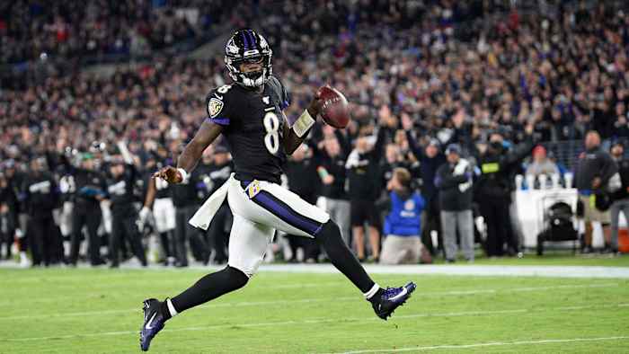 lamar-jackson-ravens-patriots