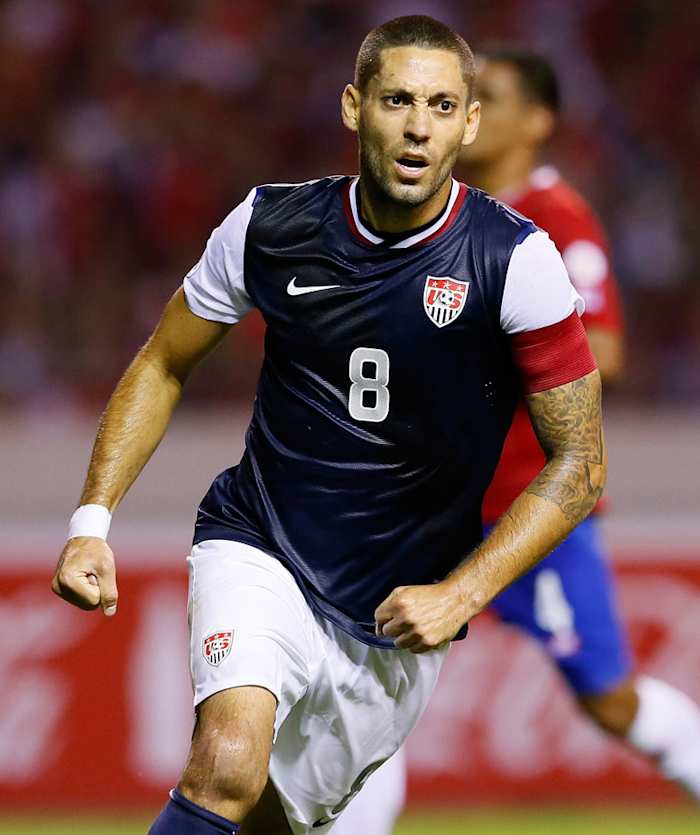 2012-14-USA-road-uniform-Clint-Dempsey.jpg
