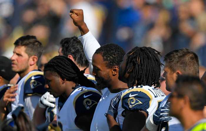 The Rams’ Robert Quinn demonstrated during the anthem in L.A.