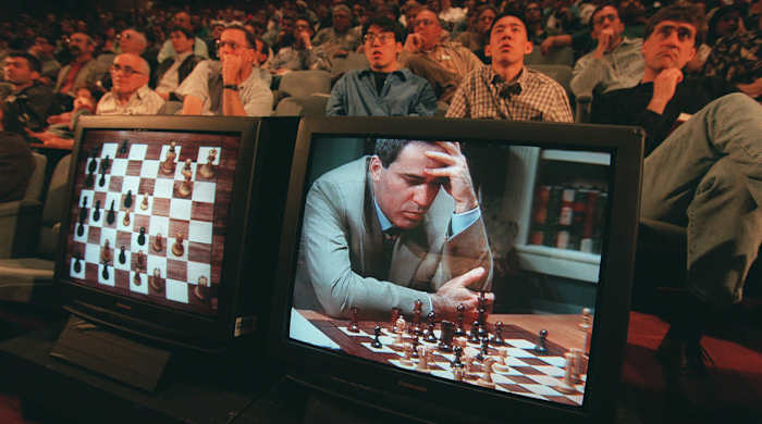 garry-kasparov-televised-chess-match.jpg