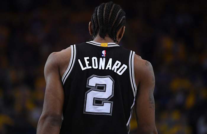 kawhi-leonard-spurs-injury.jpg
