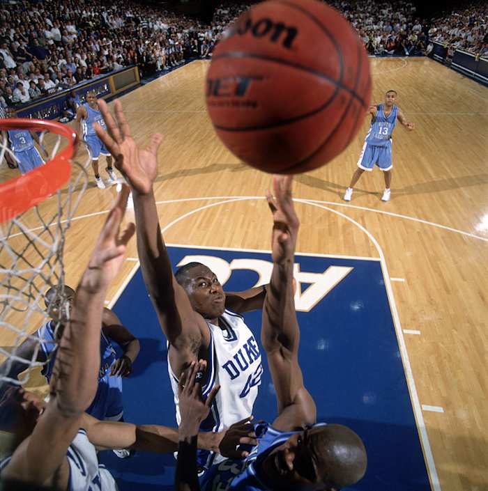 1998-Elton-Brand-Antawn-Jamison-017061226.jpg
