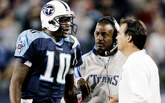 vince-young-jeff-fisher-tennessee-titans.jpg