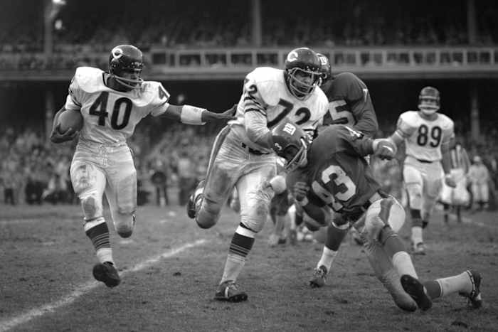 King chose the electric Sayers in his backfield.