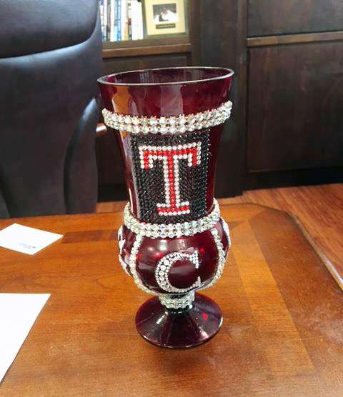temple-owls-football-swag-chalice-geoff-collins.jpg