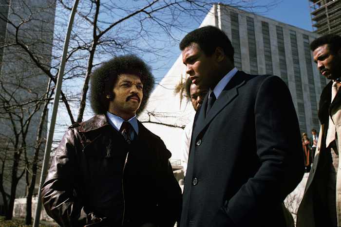 1975-Muhammad-Ali-Jesse-Jackson-015272932.jpg