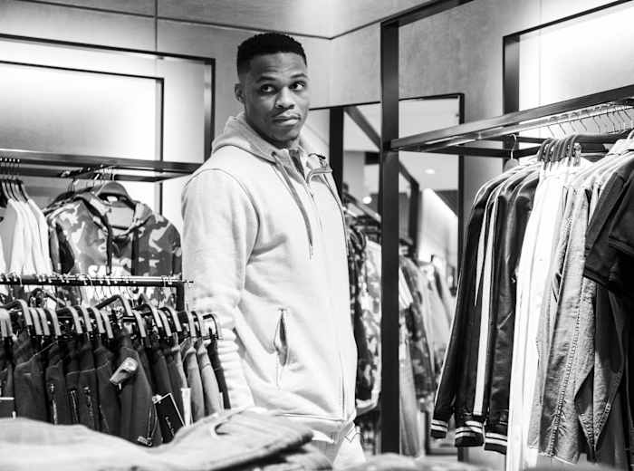 russell-westbrook-shopping-fashionable50.jpg