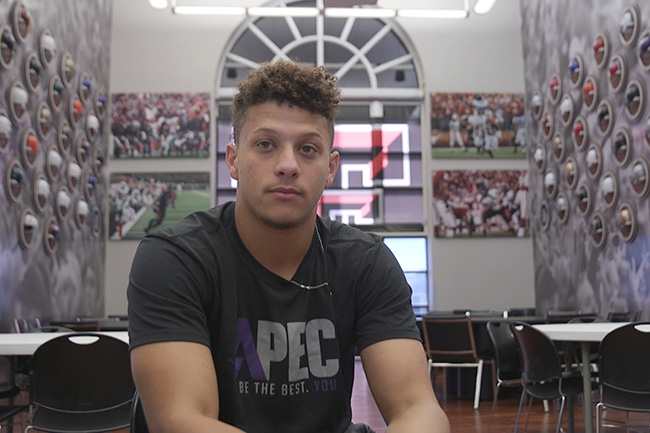 patrick-mahomes-2.jpg