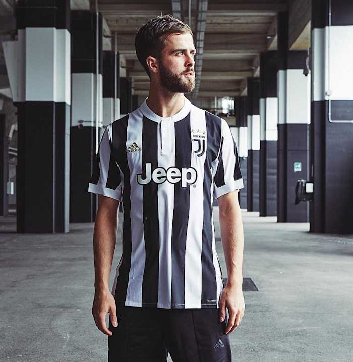 Juventus-Adidas-2018-Kit.jpg