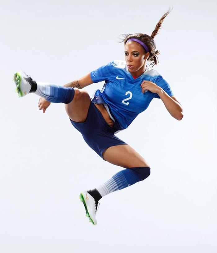sydney-leroux-X159570_TK4_1970.jpg