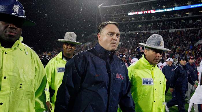houston-nutt-lawsuit.jpg