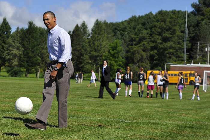 Obama-Soccer-HS-NY.jpg