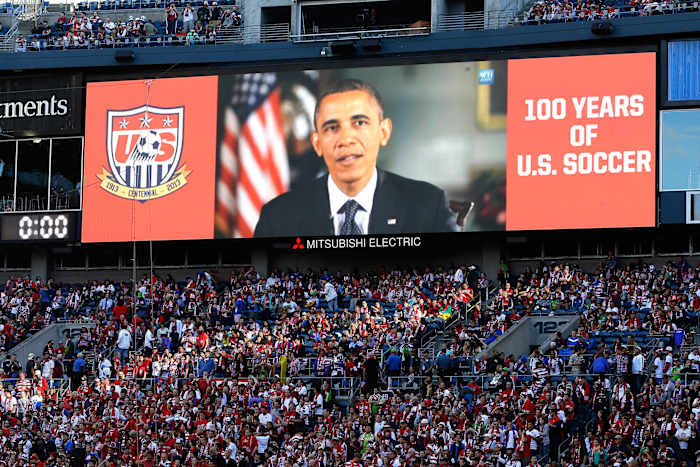 Obama-USMNT-2013-Seattle.jpg