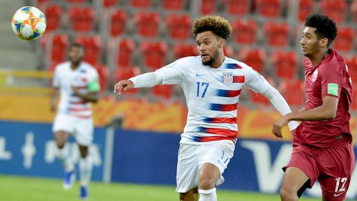 Konrad de la Fuente plays for the USA at the U-20 World Cup