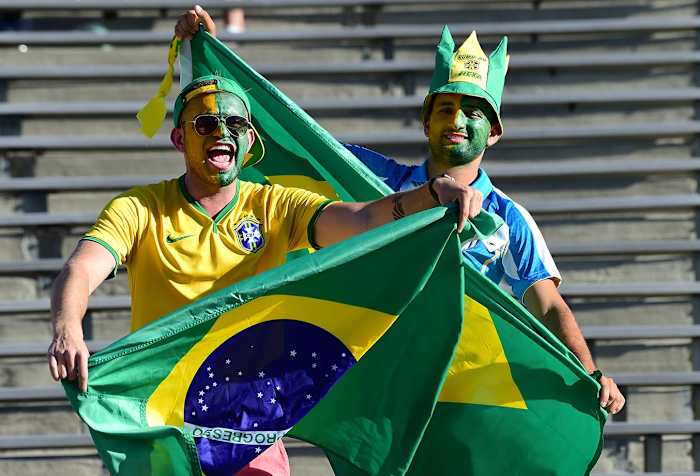 Brazil-fans-GettyImages-538121912_master.jpg