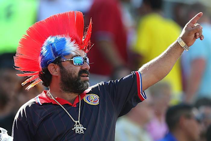 Costa-Rica-fans-538114350.jpg