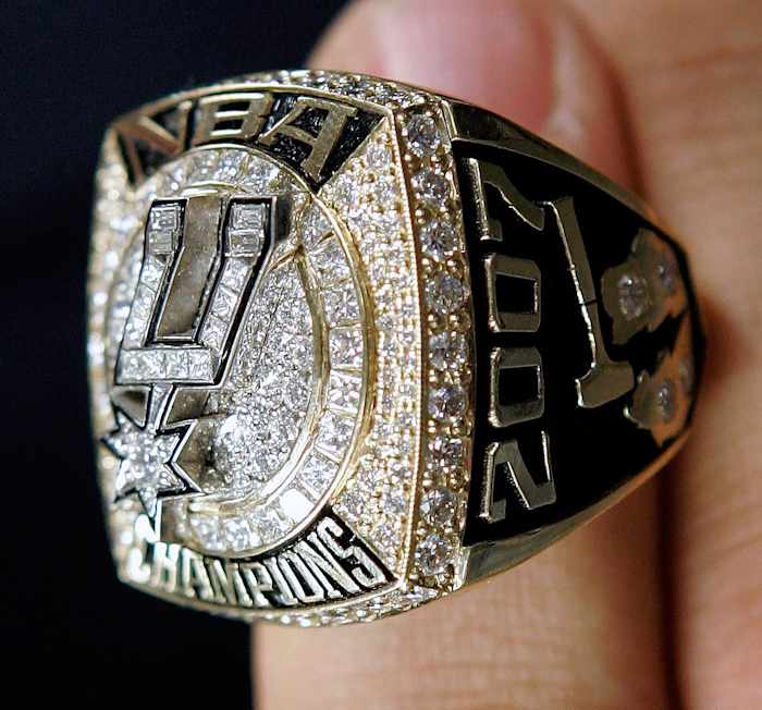 2007-San-Antonio-Spurs-NBA-Championship-ring.jpg