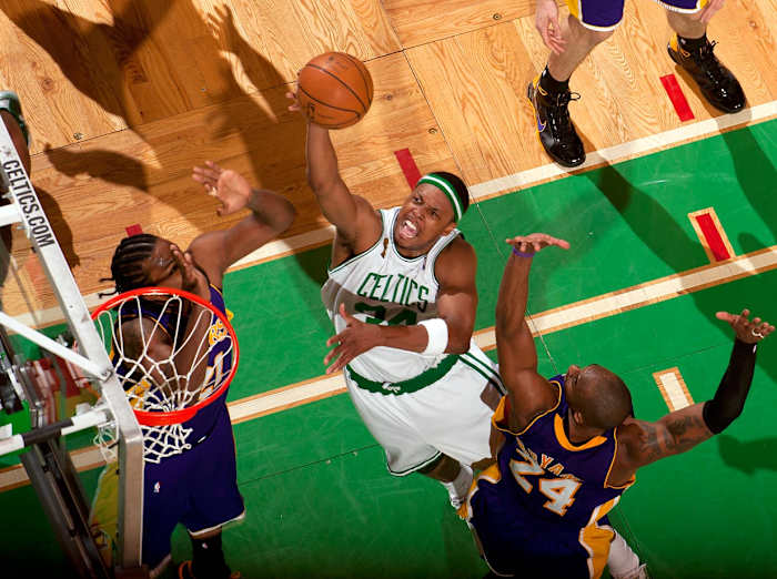 11-2008-paul-pierce-opet-19840.jpg