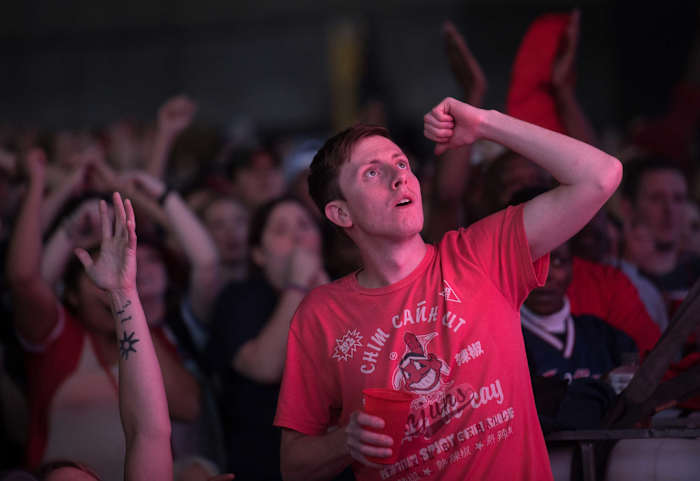 World-Series-Game-7-Indians-fans-5.jpg