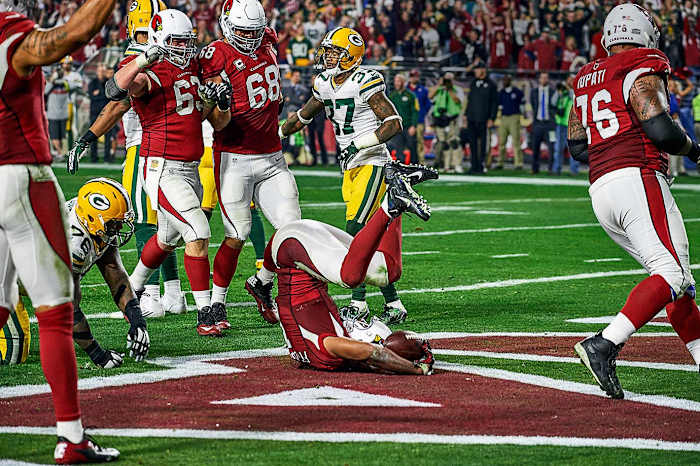 08-NFC-Divisional-Playoffs-Larry-Fitzgerald-SI181_TK1_01458.jpg