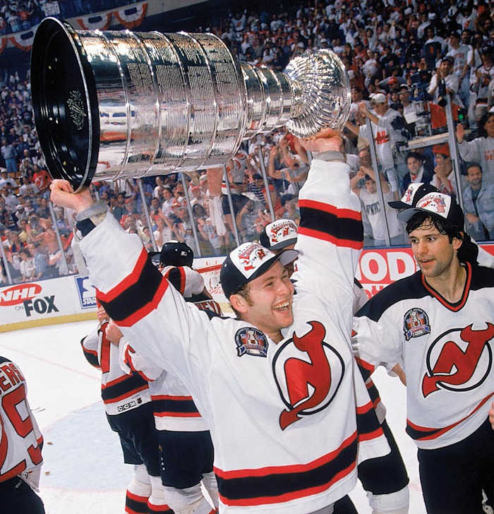 1995-Martin-Brodeur-Stanley-Cup-005699714.jpg