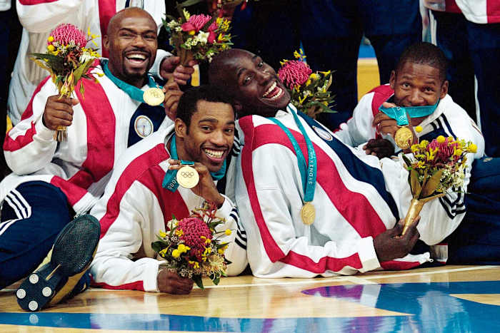 2000-0930-Tim-Hardaway-Vince-Carter-Kevin-Garnett-Ray-Allen-001083813.jpg