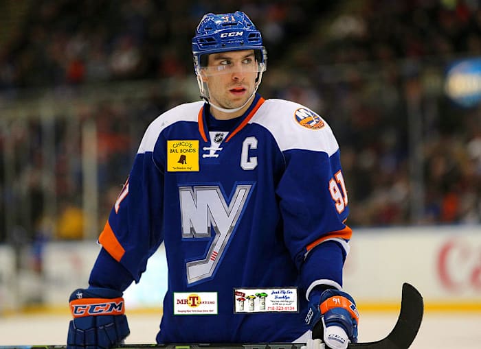 New-York-Islanders-jersey-ads-John-Tavares.jpg