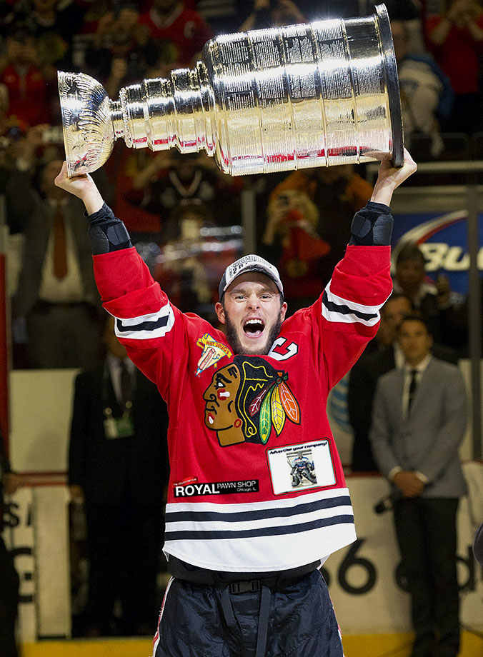 Chicago-Blackhawks-jersey-ads-Jonathan-Toews.jpg