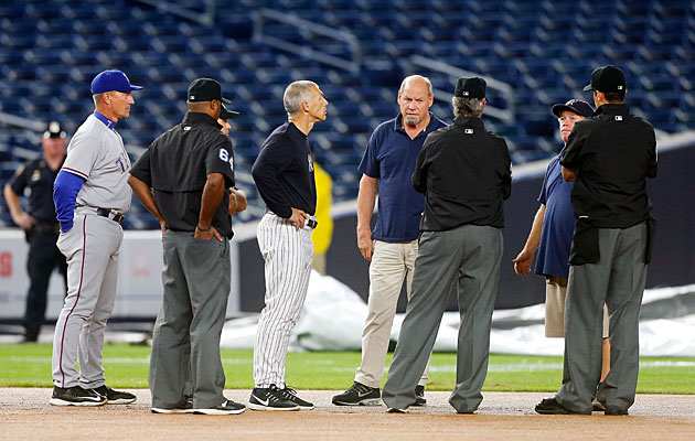 joe-girardi-umps-getty2.jpg