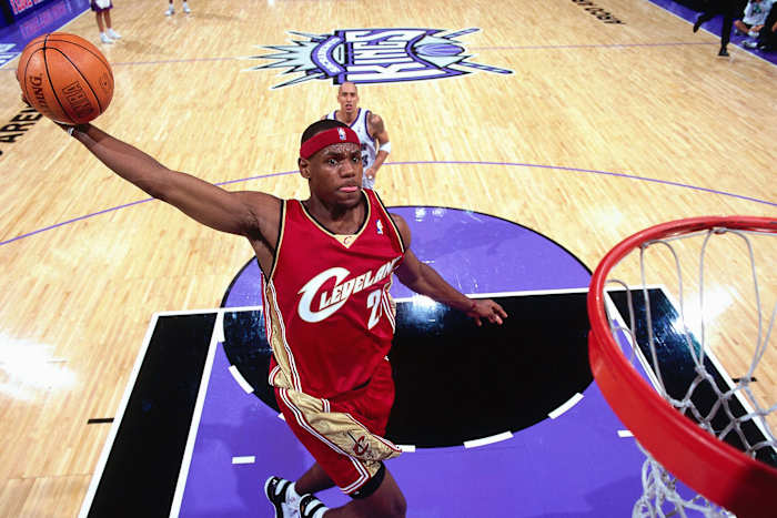 lebron-james-nba-debut.jpg
