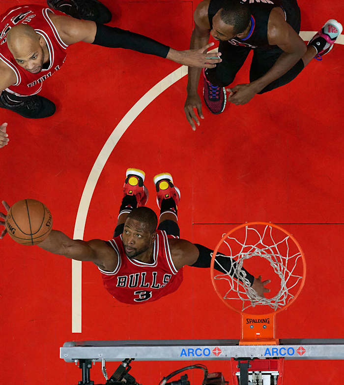 2016-1119-Dwyane-Wade-SI622_TK1_03451.jpg