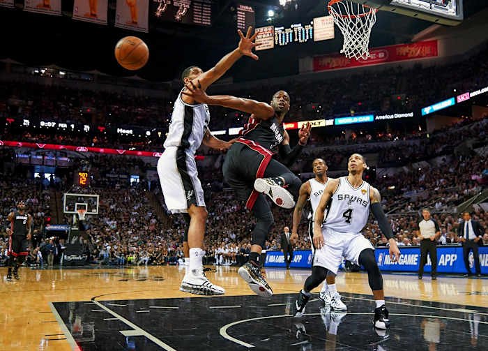 2014-0615-Dwyane-Wade-Tim-Duncan-X158382_TK1_101.jpg