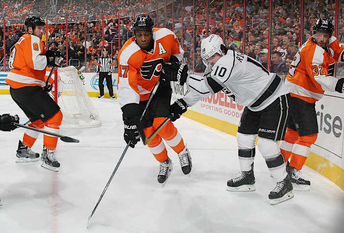 Wayne-Simmonds-Mike-Richards-2014.jpg