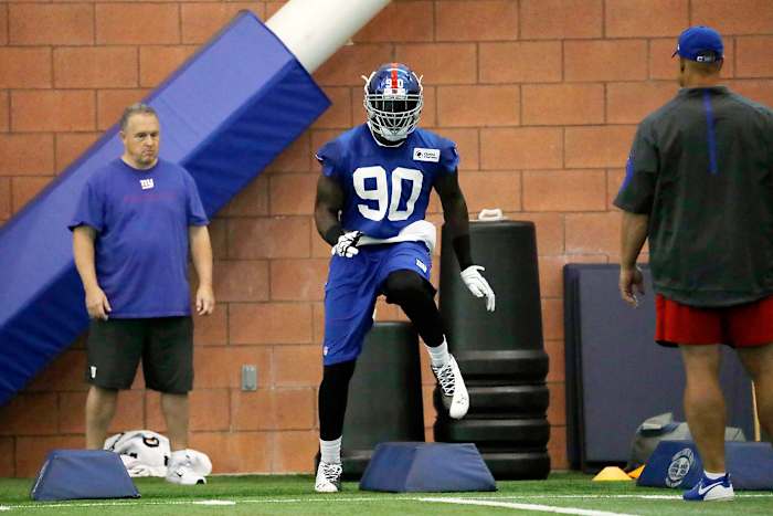 2016-0729-New-York-Giants-training-camp-Jason-Pierre-Paul.jpg