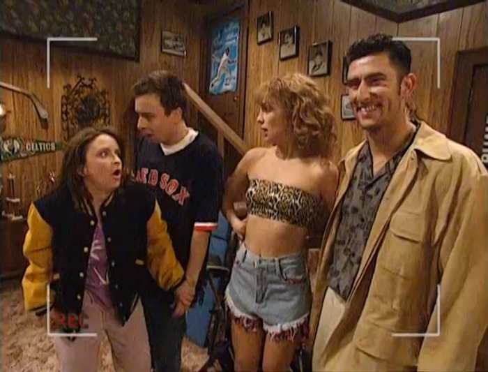 2000-Nomar-Garciaparra-Kate-Hudson-SNL.jpg
