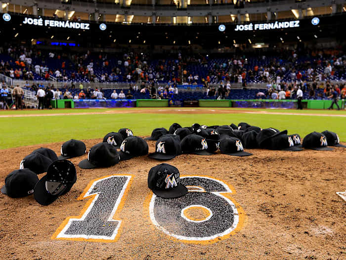 marlins-hats2.jpg