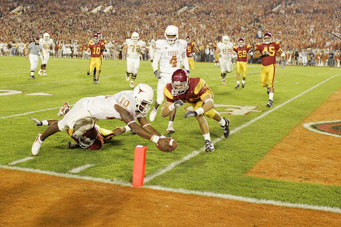 vince-young-2006-rose-bowl-texas-usc-best-bowl-games.jpg