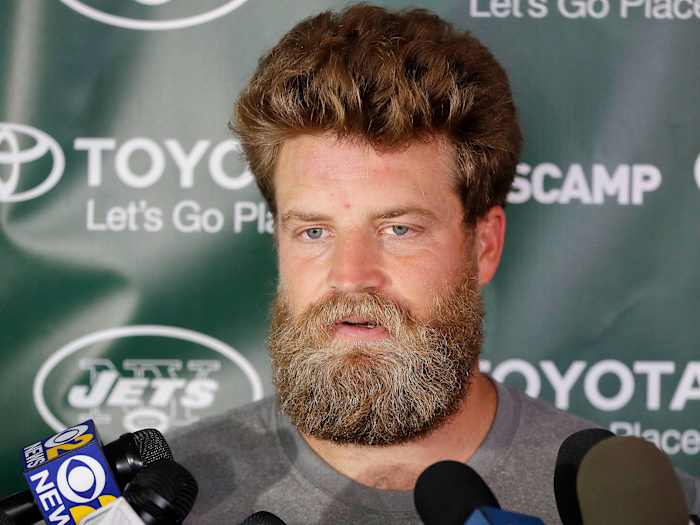 ryan-fitzpatrick-jets-training-camp-beard.jpg