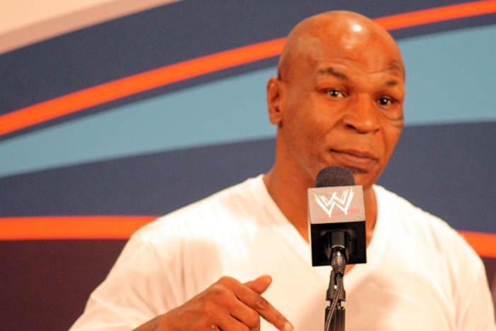 mike-tyson-wwe.jpg