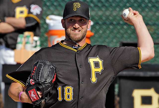 jonathon-niese-pirates-spring-training-preview.jpg