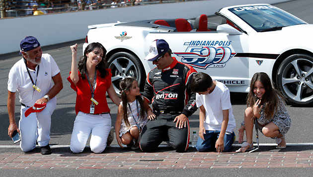 Montoya-family-Jeffrey-Brown-Icon-AP.jpg