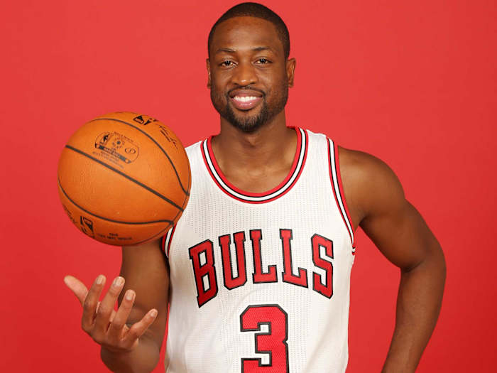 dwyane-wade-bulls-jersey.jpg