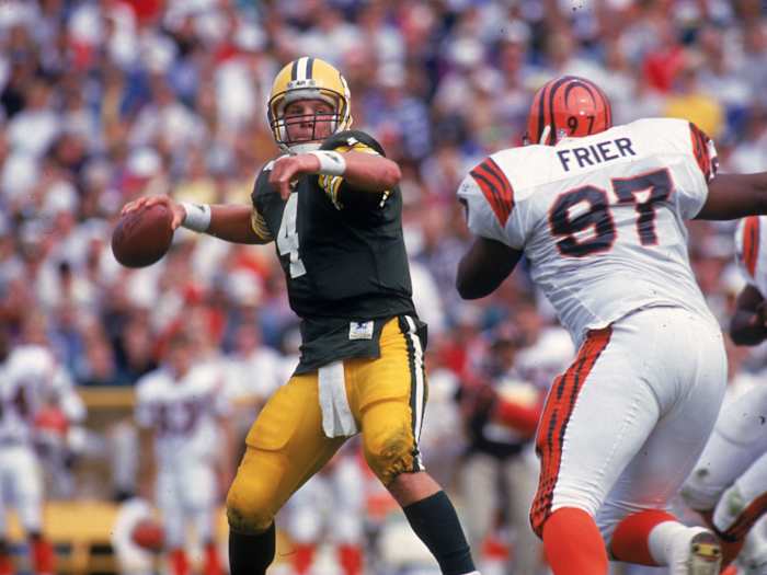 brett-favre-packers-bengals-kitrick-taylor.jpg