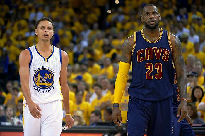 2015-Golden-State-Warriors-Stephen-Curry-Cleveland-Cavaliers-LeBron-James-X159673_TK1_5027.jpg
