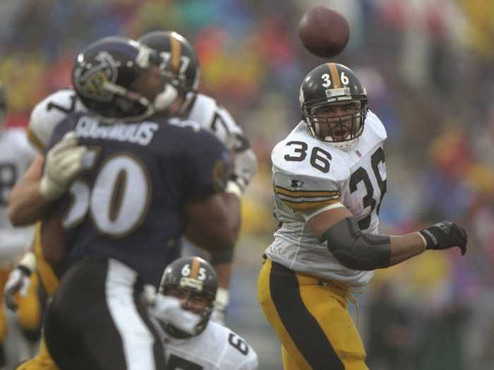 Jerome Bettis and the Steelers visited Baltimore in the Ravens’s first season after moving from Cleveland.