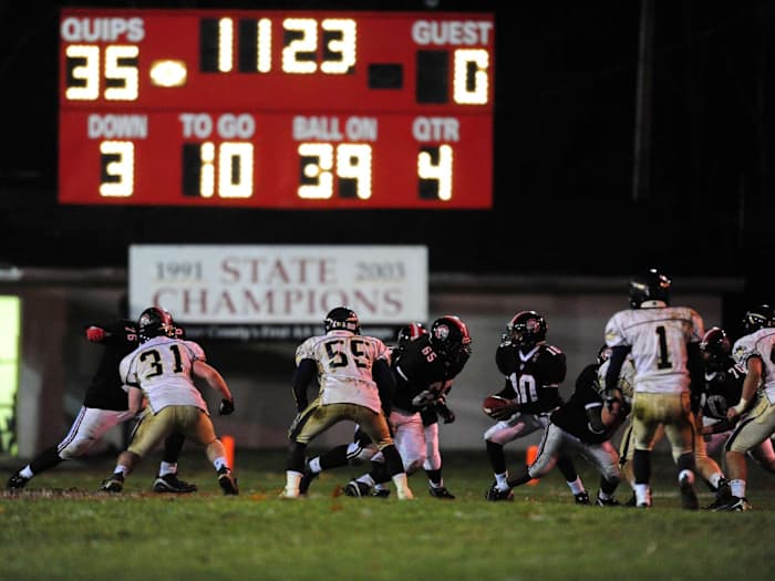 aliquippa-game-scoreboard.jpg